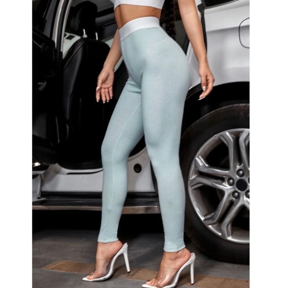 Two Piece Lounge Set - Picture 8 of 13